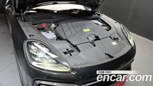 Porsche Cayenne 3.0 Coupe 2023 года из Южной Кореи