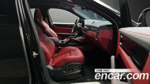 Porsche Cayenne 3.0 Coupe 2023 года из Южной Кореи