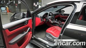 Porsche Cayenne 3.0 Coupe 2023 года из Южной Кореи