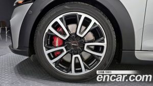 Mini Cooper JCW 2024 года из Южной Кореи