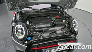Mini Cooper JCW 2024 года из Южной Кореи