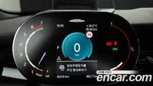 Mini Cooper JCW 2024 года из Южной Кореи