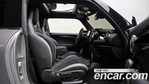 Mini Cooper JCW 2024 года из Южной Кореи