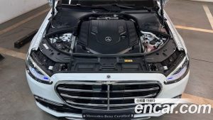 Mercedes-Benz S-Class S580L 4MATIC 2024 года из Южной Кореи