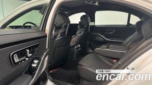 Mercedes-Benz S-Class S580L 4MATIC 2024 года из Южной Кореи