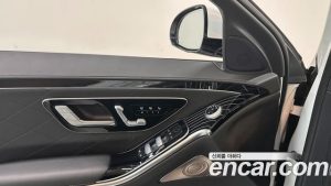 Mercedes-Benz S-Class S580L 4MATIC 2024 года из Южной Кореи