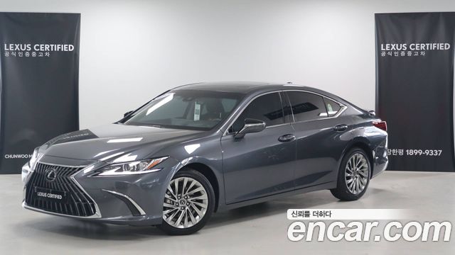 Lexus ES Luxury Plus 2025 года из Кореи
