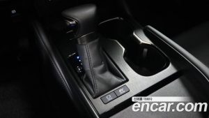 Lexus ES Luxury Plus 2025 года из Южной Кореи