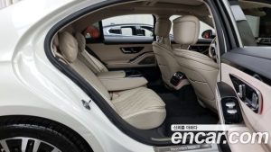Mercedes-Benz S-Class S450L 4MATIC 2023 года из Южной Кореи