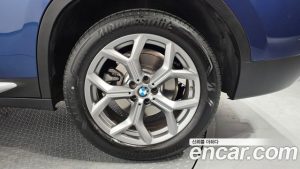 BMW X4 xDrive20i xLine 2023 года из Южной Кореи