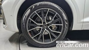 Audi Q5 40 TDI 4WD Premium Sportback 2023 года из Южной Кореи