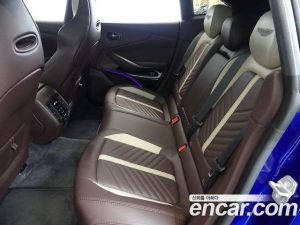 Astonmartin DBX 4.0 V8 707 2023 года из Южной Кореи