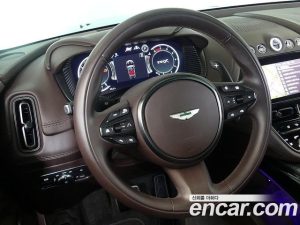 Astonmartin DBX 4.0 V8 707 2023 года из Южной Кореи