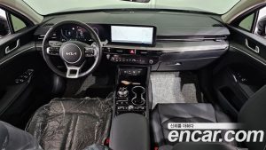 Kia K5 Prestige 2024 года из Южной Кореи