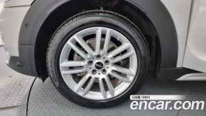 Mini Countryman CLASSIC 2023 года из Южной Кореи