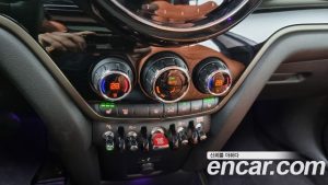 Mini Countryman CLASSIC 2023 года из Южной Кореи