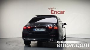 Mercedes-Benz E-Class E200 Avantgarde 2024 года из Южной Кореи