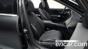 Mercedes-Benz E-Class E200 Avantgarde 2024 года из Южной Кореи