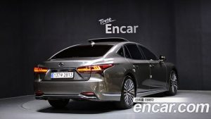 Lexus LS 3.5 Luxury AWD 2024 года из Южной Кореи