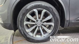 Renault-KoreaSamsung QM6 2.0 LPe LE Signature 2WD 2022 года из Южной Кореи