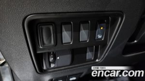 Renault-KoreaSamsung QM6 2.0 LPe LE Signature 2WD 2022 года из Южной Кореи