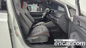 Volkswagen Golf 2.0 GTI 2023 года из Южной Кореи