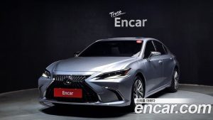 Lexus ES Executive 2023 года из Южной Кореи