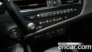 Lexus ES Executive 2023 года из Южной Кореи