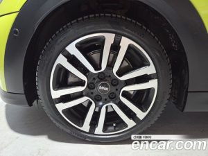 Mini Cooper Convertible CLASSIC 2024 года из Южной Кореи