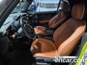 Mini Cooper Convertible CLASSIC 2024 года из Южной Кореи