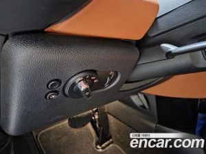 Mini Cooper Convertible CLASSIC 2024 года из Южной Кореи