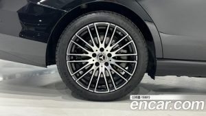 Mercedes-Benz C-Class C200 Avantgarde 2024 года из Южной Кореи