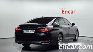 Lexus ES Executive 2023 года из Южной Кореи