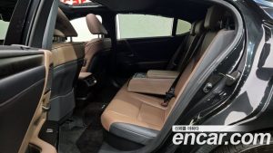 Lexus ES Executive 2023 года из Южной Кореи