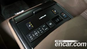 Lexus ES Executive 2023 года из Южной Кореи
