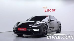Porsche Panamera 4.0 GTS 2023 года из Южной Кореи