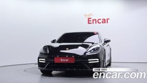 Porsche Panamera 4.0 GTS 2023 года из Южной Кореи