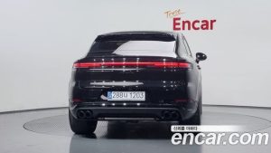 Porsche Cayenne 3.0 Coupe 2024 года из Южной Кореи
