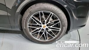 Porsche Cayenne 3.0 Coupe 2024 года из Южной Кореи