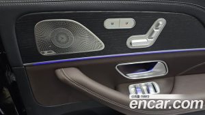 Mercedes-Benz GLS-Class GLS400d 4MATIC 2023 года из Южной Кореи
