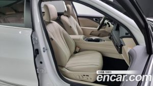 Kia K8 Signature 2025 года из Южной Кореи