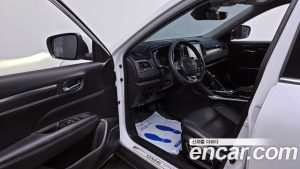 Renault-KoreaSamsung QM6 2.0 LPe RE Signature 2WD 2023 года из Южной Кореи