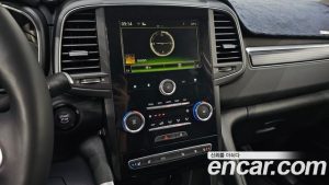 Renault-KoreaSamsung QM6 2.0 LPe RE Signature 2WD 2023 года из Южной Кореи