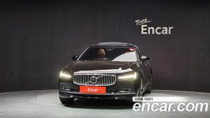 Volvo S90 B6 AWD ULTIMATE Bright 2023 года из Южной Кореи