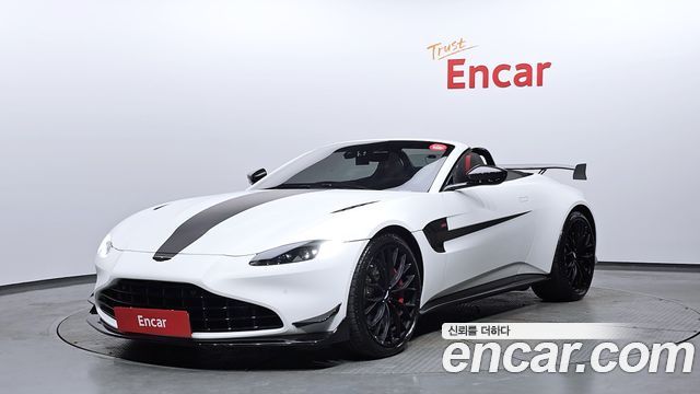 Astonmartin Vantage 4.0 V8 Roadster F1 Edition 2022 года из Кореи