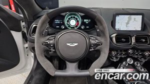 Astonmartin Vantage 4.0 V8 Roadster F1 Edition 2022 года из Южной Кореи