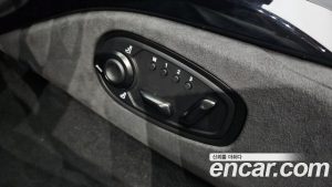 Astonmartin Vantage 4.0 V8 Roadster F1 Edition 2022 года из Южной Кореи