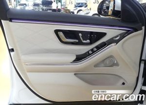 Mercedes-Benz S-Class AMG S63 E Performance 4MATIC 2024 года из Южной Кореи