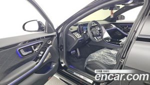 Mercedes-Benz S-Class S500L 4MATIC 2024 года из Южной Кореи