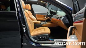 BMW 5-Series 520i M Sport 2023 года из Южной Кореи